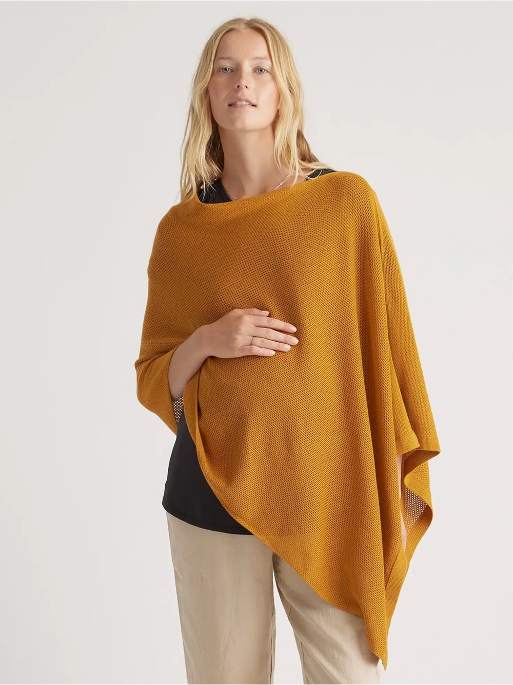Quince breastfeeding nursing cover shawl amber